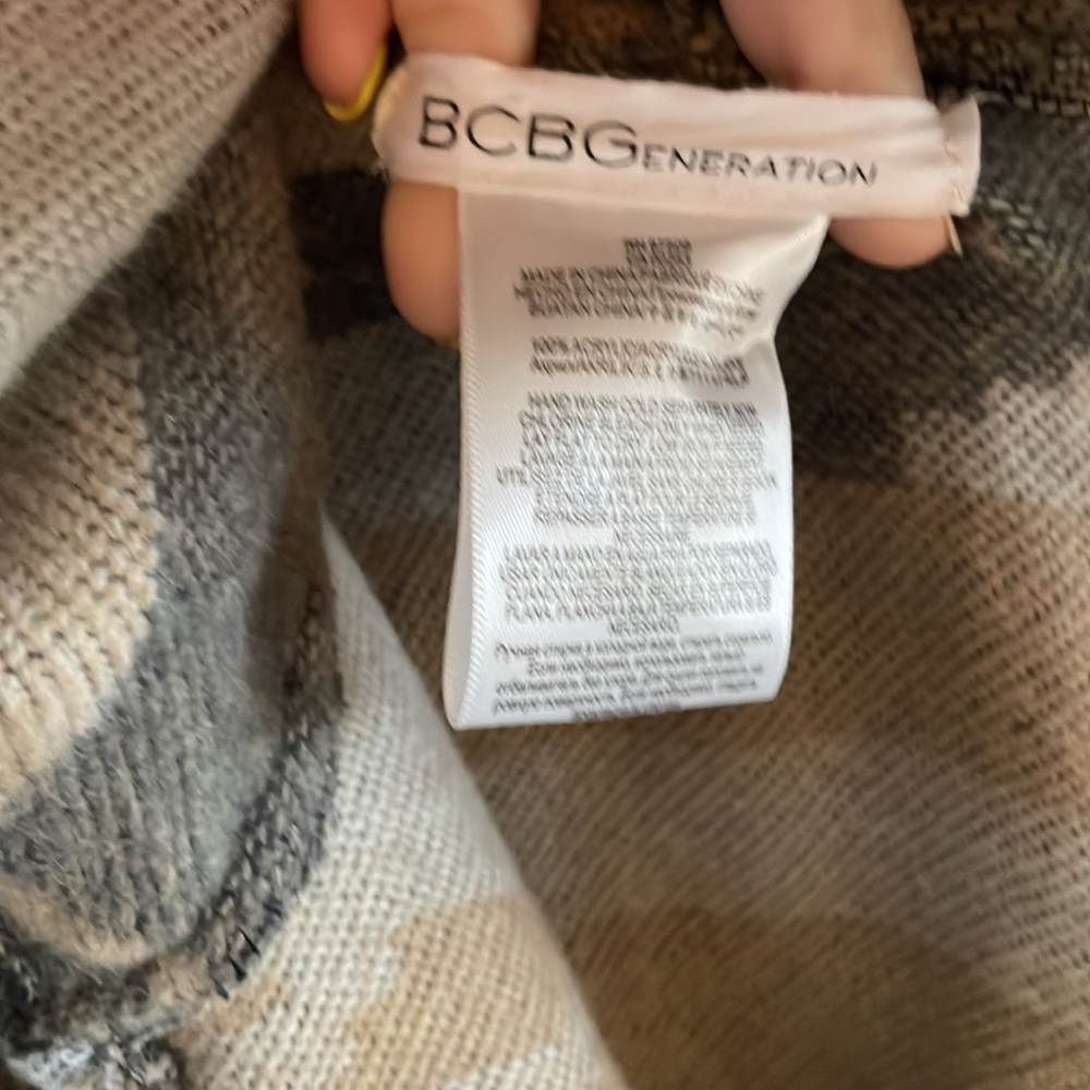 BCBG - Picture 2 of 3